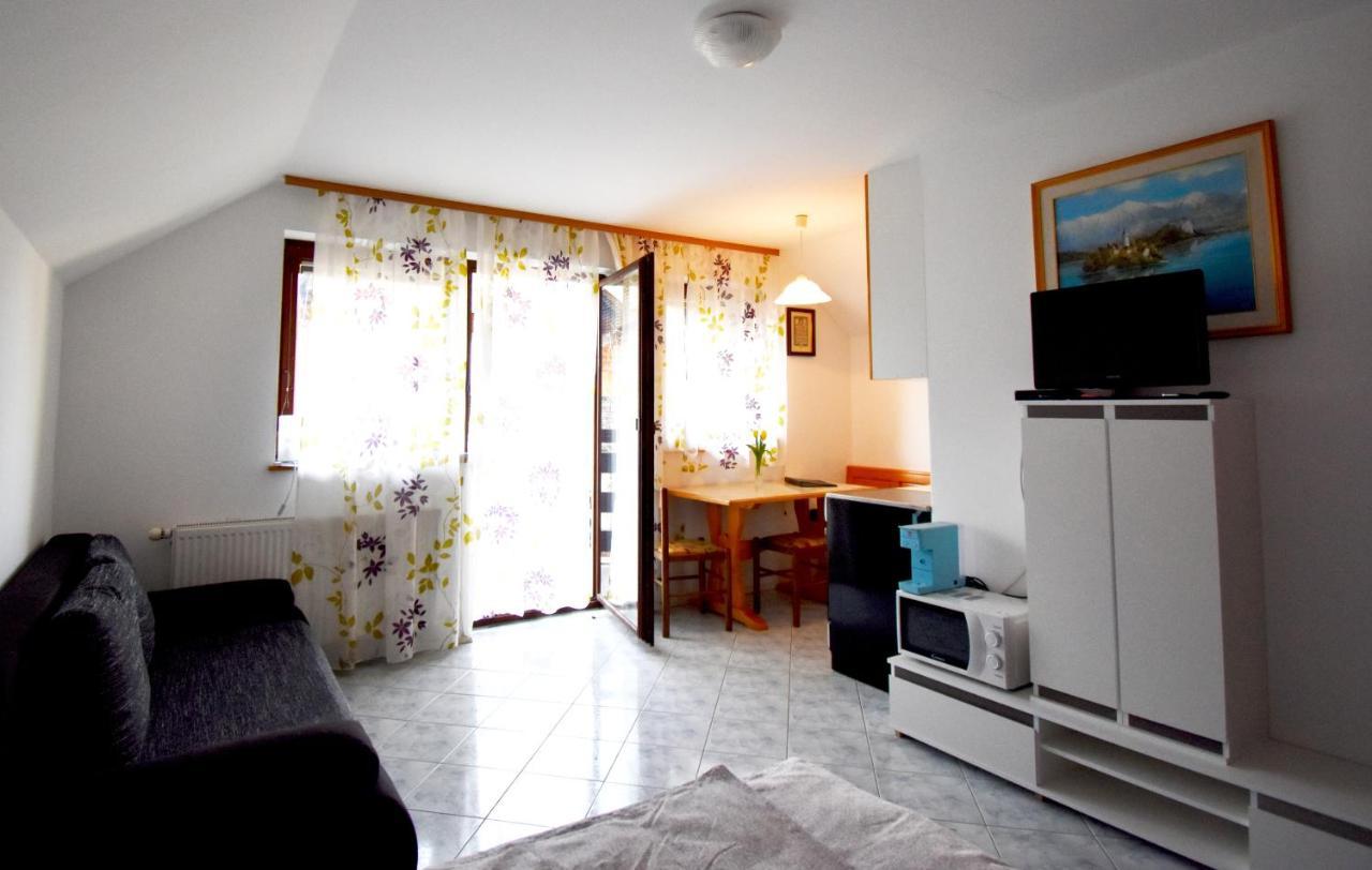 Apartment Kolman Bohinj Bagian luar foto